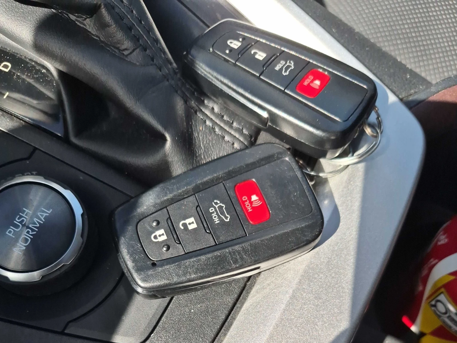 Toyota Rav4 * Hybrid Limited * CARFAX * БЕЗ ПЪРВОНАЧАЛНА ВНОСК, снимка 13 - Автомобили и джипове - 56057060