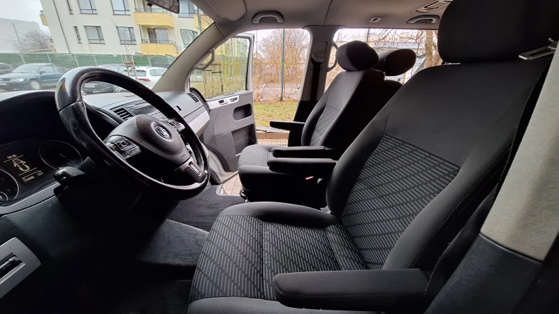 VW Multivan 2.0 TDI  6ск. 6+ 1, снимка 14 - Бусове и автобуси - 53301947