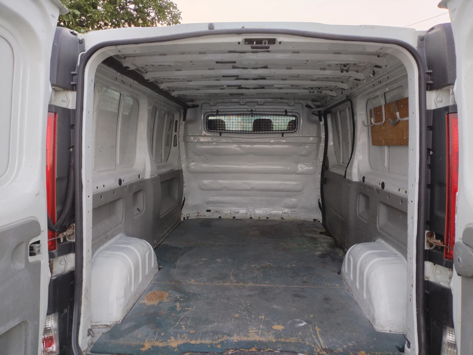 Renault Trafic 2.0 DCI 114HP FACE Клима МАКСИ , снимка 13 - Бусове и автобуси - 55455854
