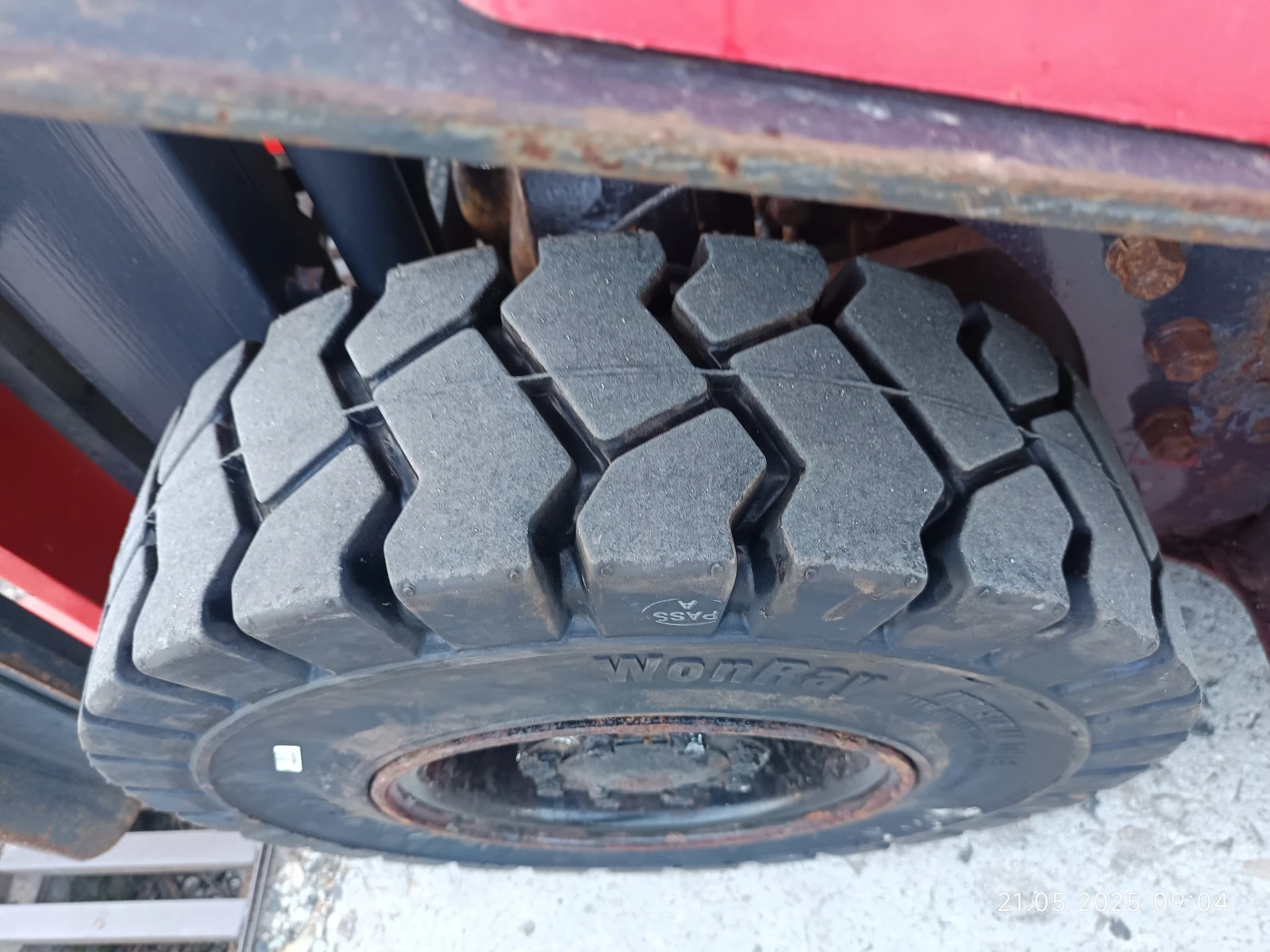  Nissan    1.8 | Mobile.bg   5