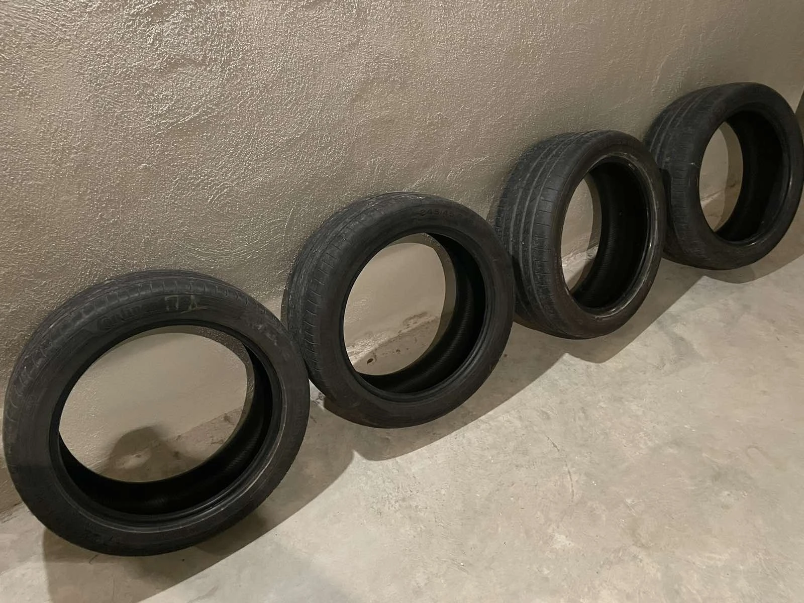 ���� 245/45R19 | Mobile.bg � ����������� 2