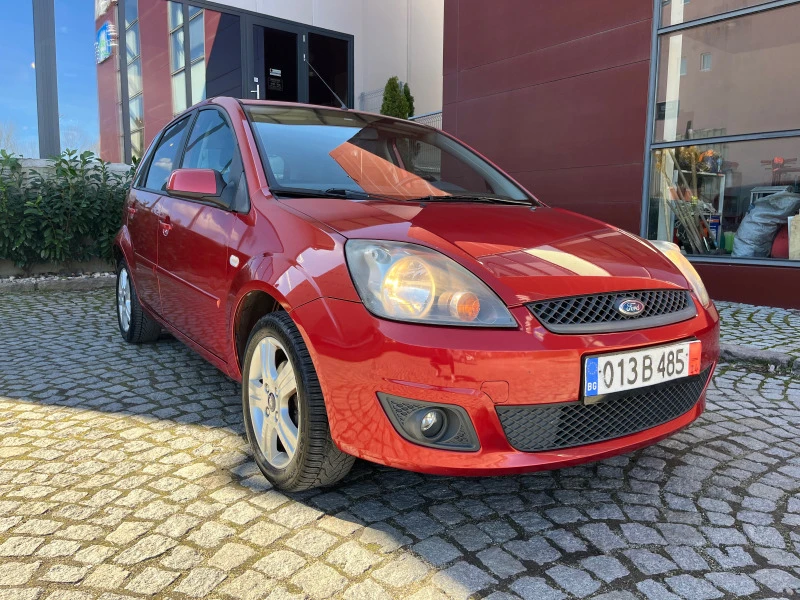 Ford Fiesta 1.4 Дизел , снимка 2 - Автомобили и джипове - 44473044