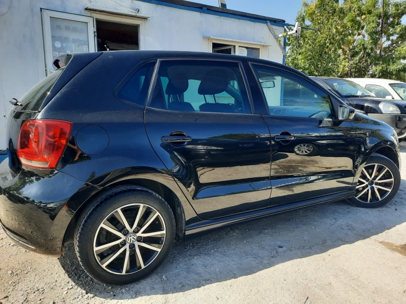 VW Polo 2012та КАТО НОВА , снимка 3 - Автомобили и джипове - 47186048