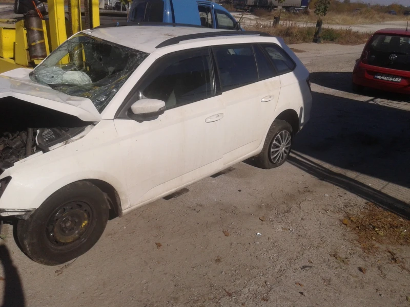 Skoda Fabia 1.4d, снимка 4 - Автомобили и джипове - 47704206