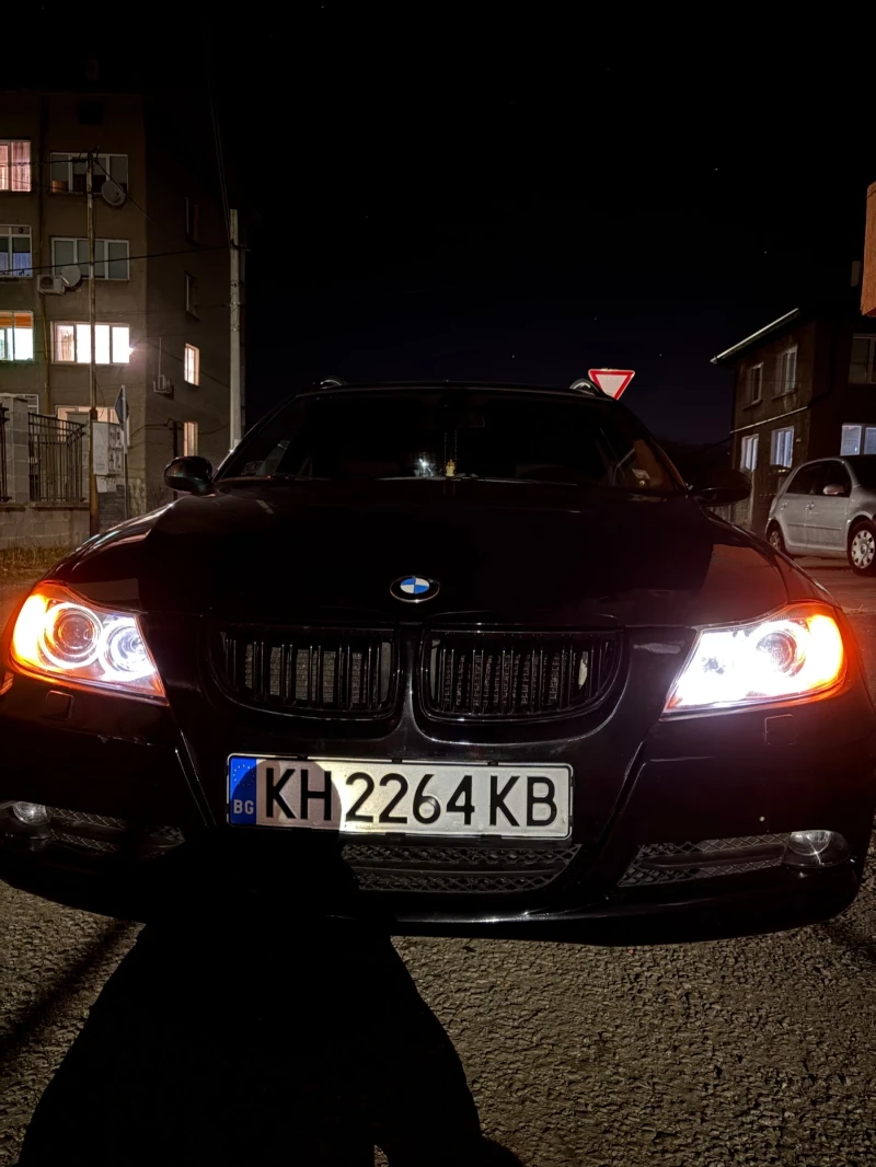 BMW 320, снимка 13 - Автомобили и джипове - 48144915