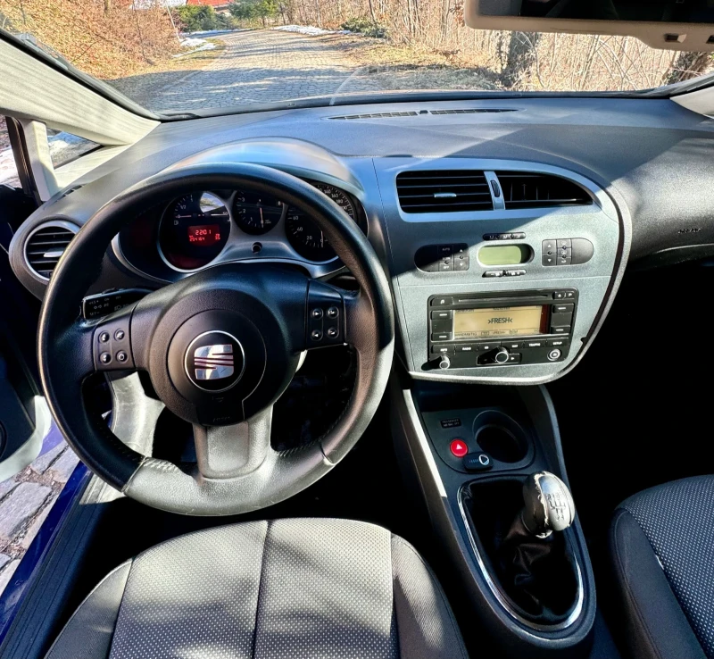 Seat Leon 1.6/газ , снимка 10 - Автомобили и джипове - 48619823