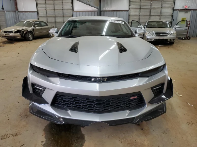 Chevrolet Camaro, снимка 1 - Автомобили и джипове - 49088794