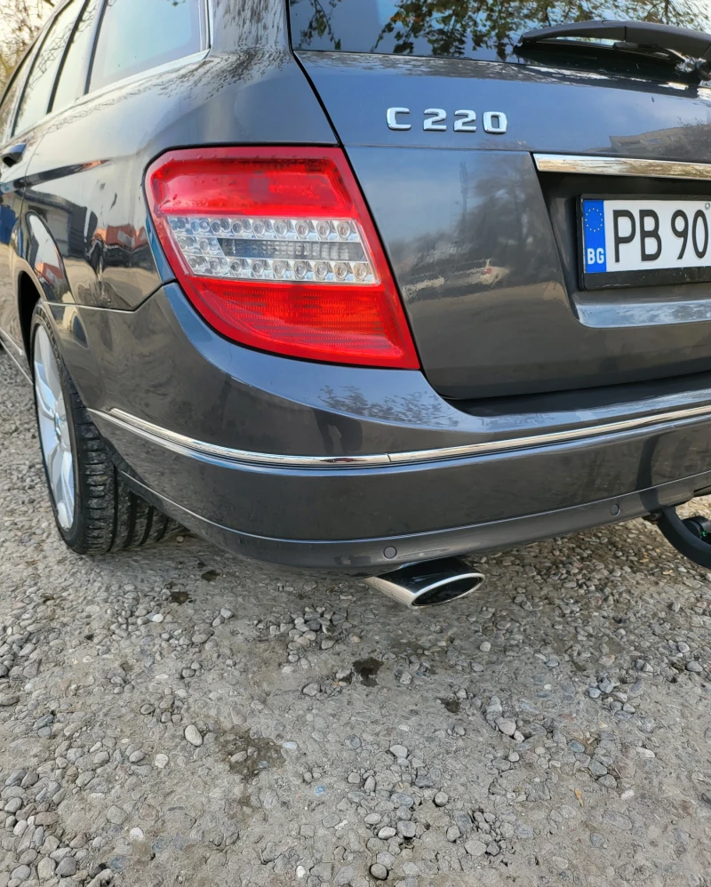 Mercedes-Benz C 220 C220, снимка 6 - Автомобили и джипове - 52725731