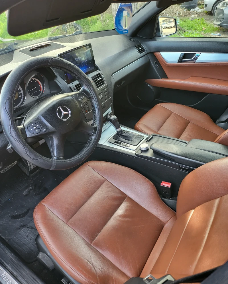 Mercedes-Benz C 220 C220, снимка 9 - Автомобили и джипове - 52725731