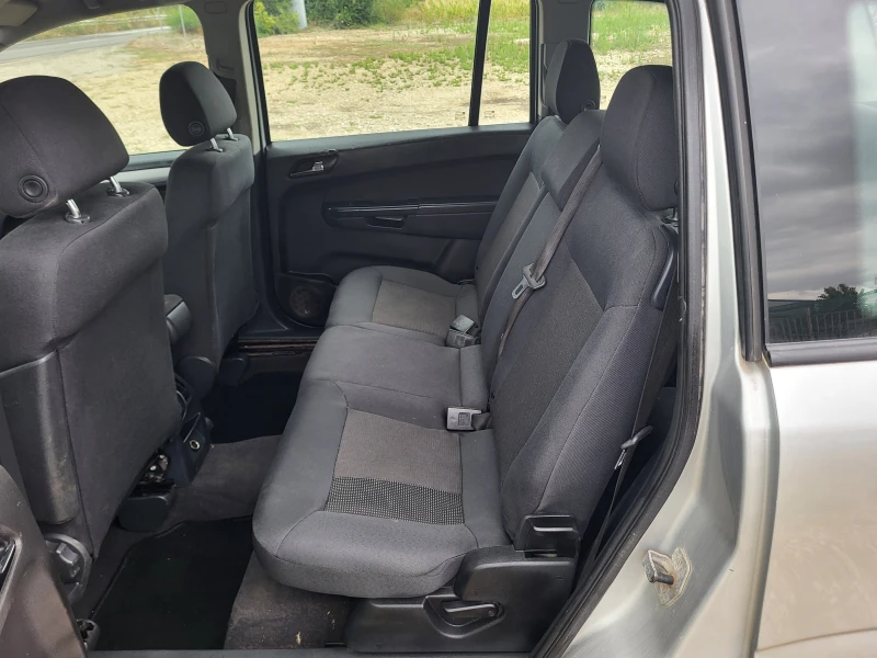 Opel Zafira 1.8i, снимка 10 - Автомобили и джипове - 51427922