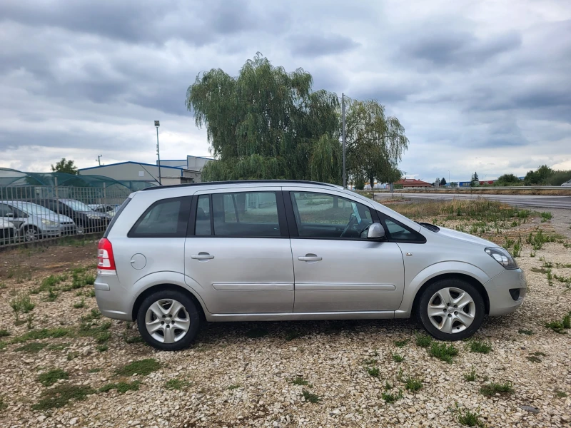 Opel Zafira 1.8i, снимка 6 - Автомобили и джипове - 51427922