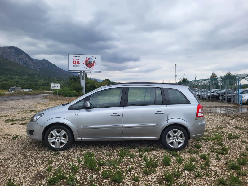 Opel Zafira 1.8i, снимка 2 - Автомобили и джипове - 51427922