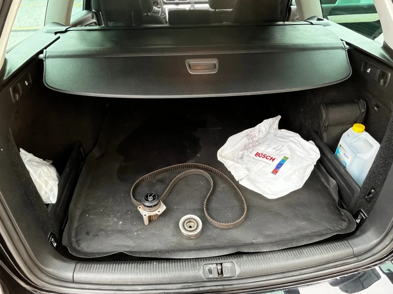 VW Passat 2.0TDI/COMMON/RAIL, снимка 16 - Автомобили и джипове - 52958020