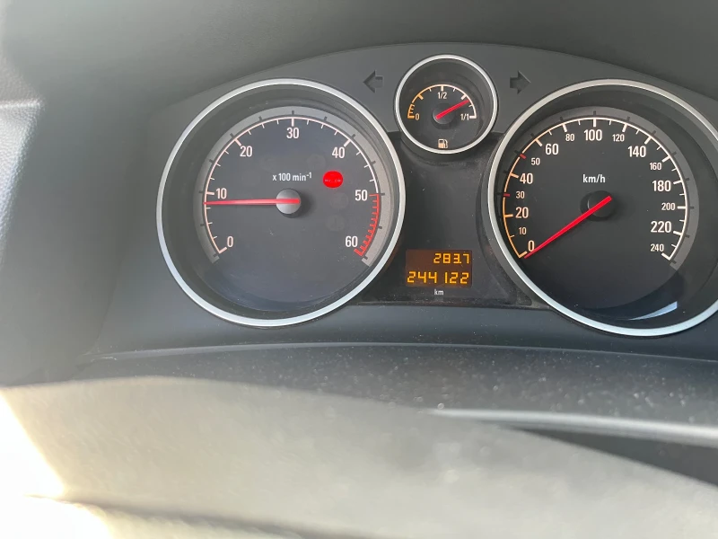 Opel Astra, снимка 4 - Автомобили и джипове - 53019221