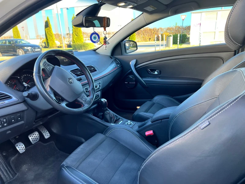 Renault Megane, снимка 4 - Автомобили и джипове - 53020040