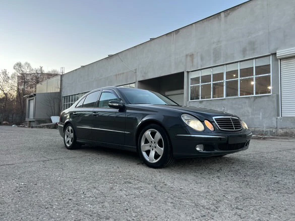 Mercedes-Benz E 270 E 270 CDI, снимка 5 - Автомобили и джипове - 56202943