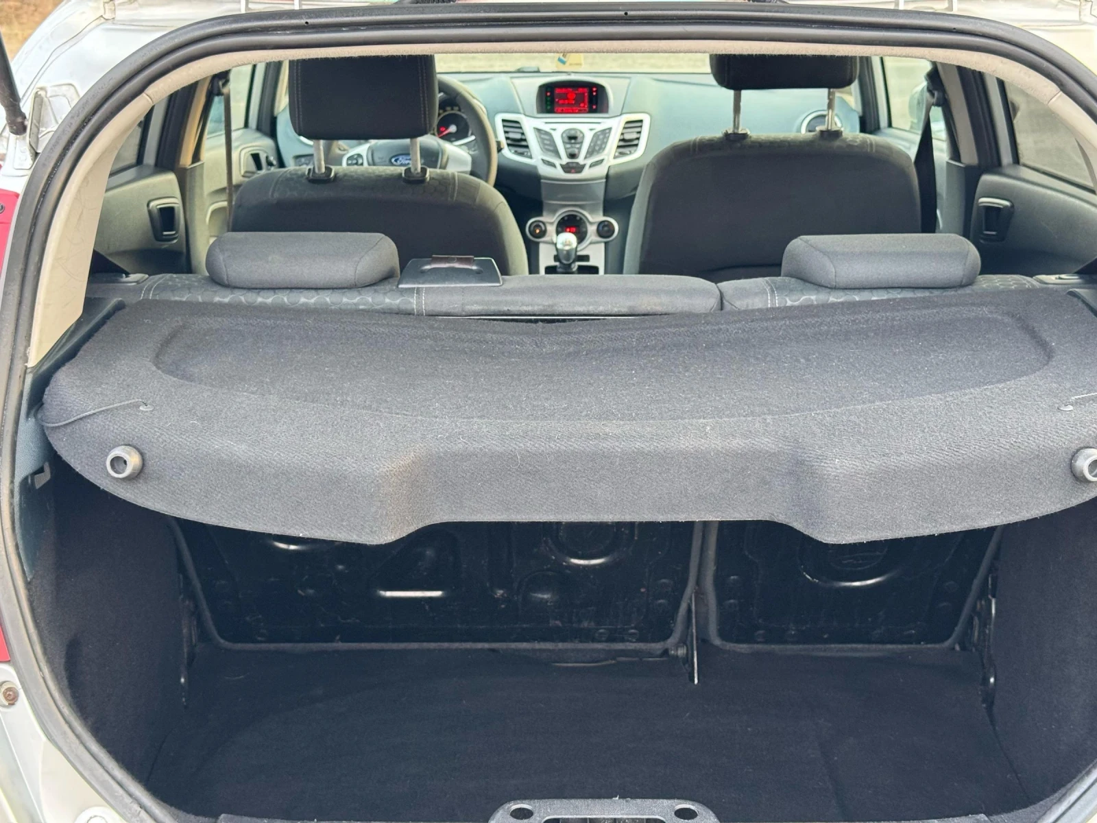 Ford Fiesta 1.4TDCI 70к.с ЛИЗИНГ | Mobile.bg — изображение 11
