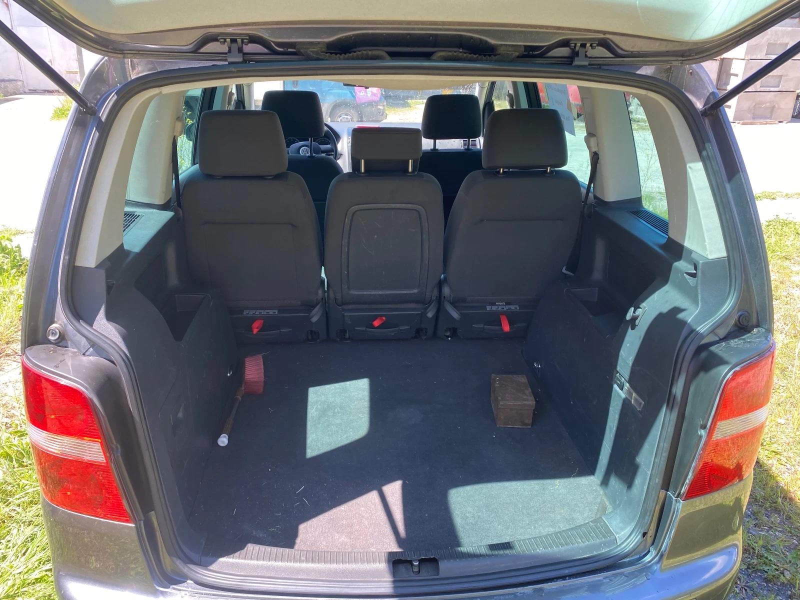 VW Touran  - изображение 8