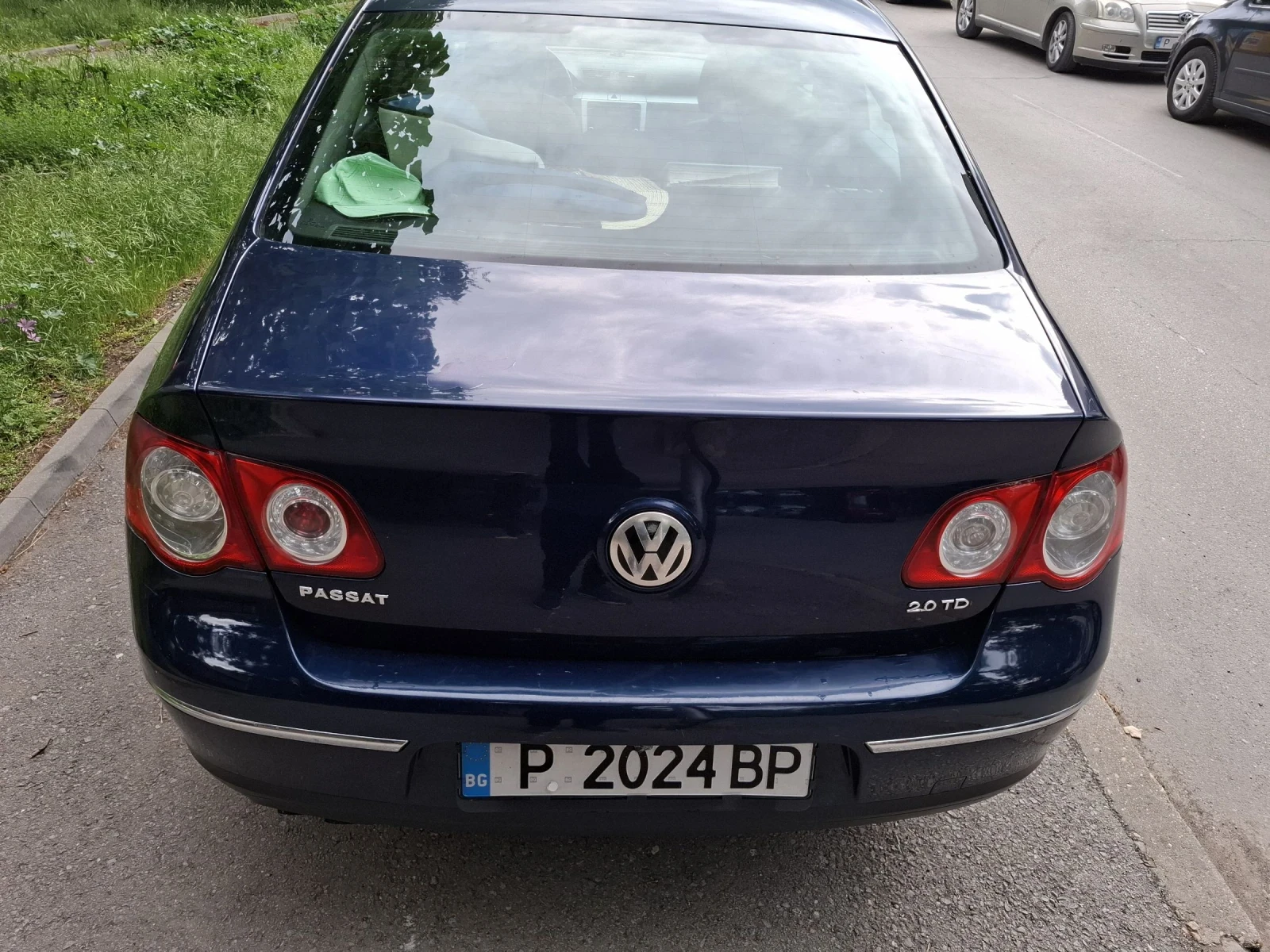 VW Passat B6 помпа дюза BMP - изображение 9