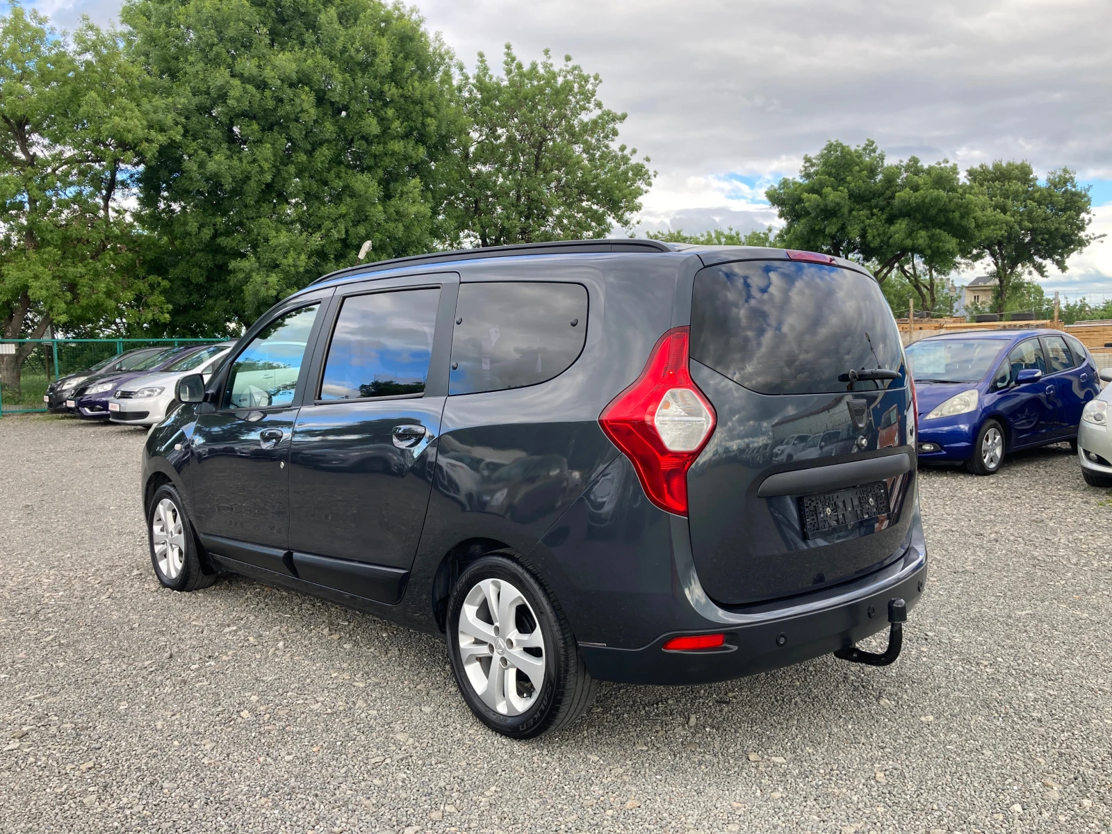 Dacia Lodgy 1.5 DCI - 7 места - изображение 6