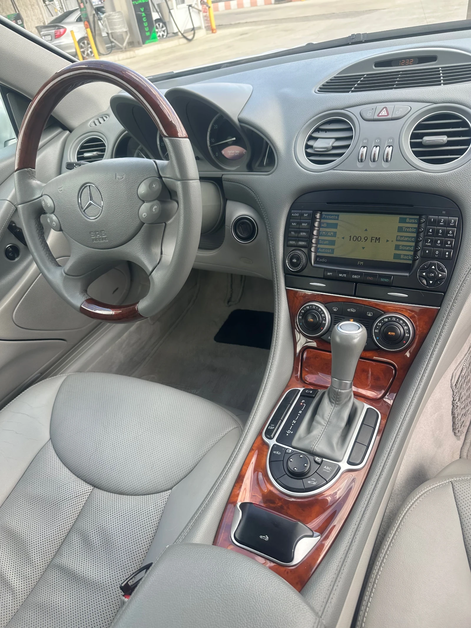 Mercedes-Benz SL 500  - изображение 3