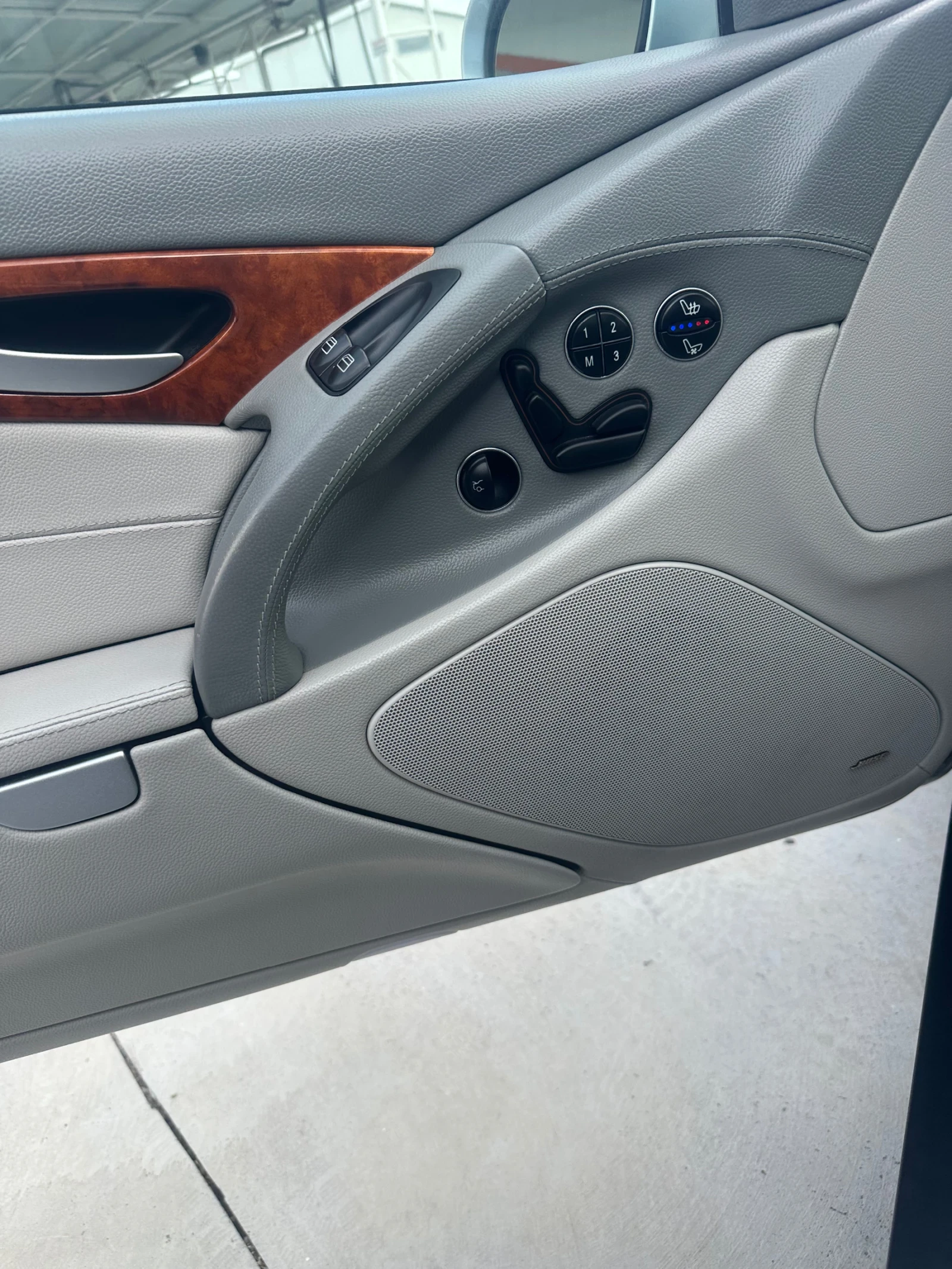 Mercedes-Benz SL 500  - изображение 5