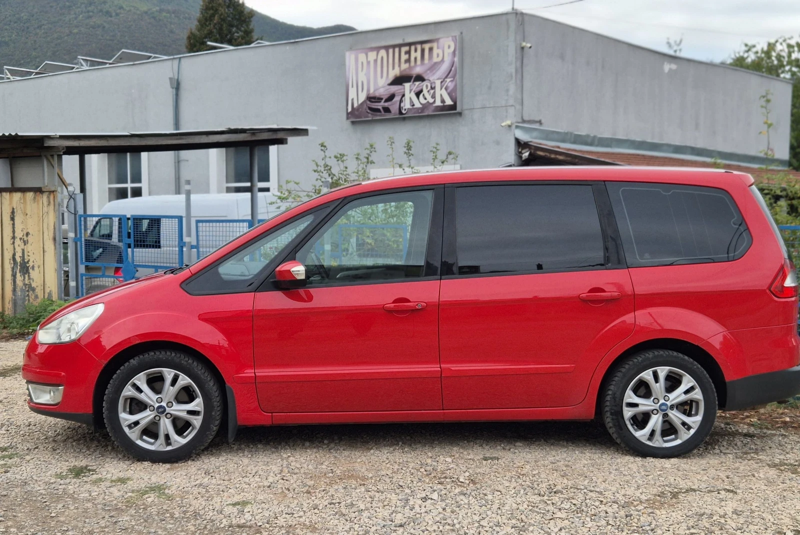 Ford Galaxy 2.0 TDCI - изображение 2