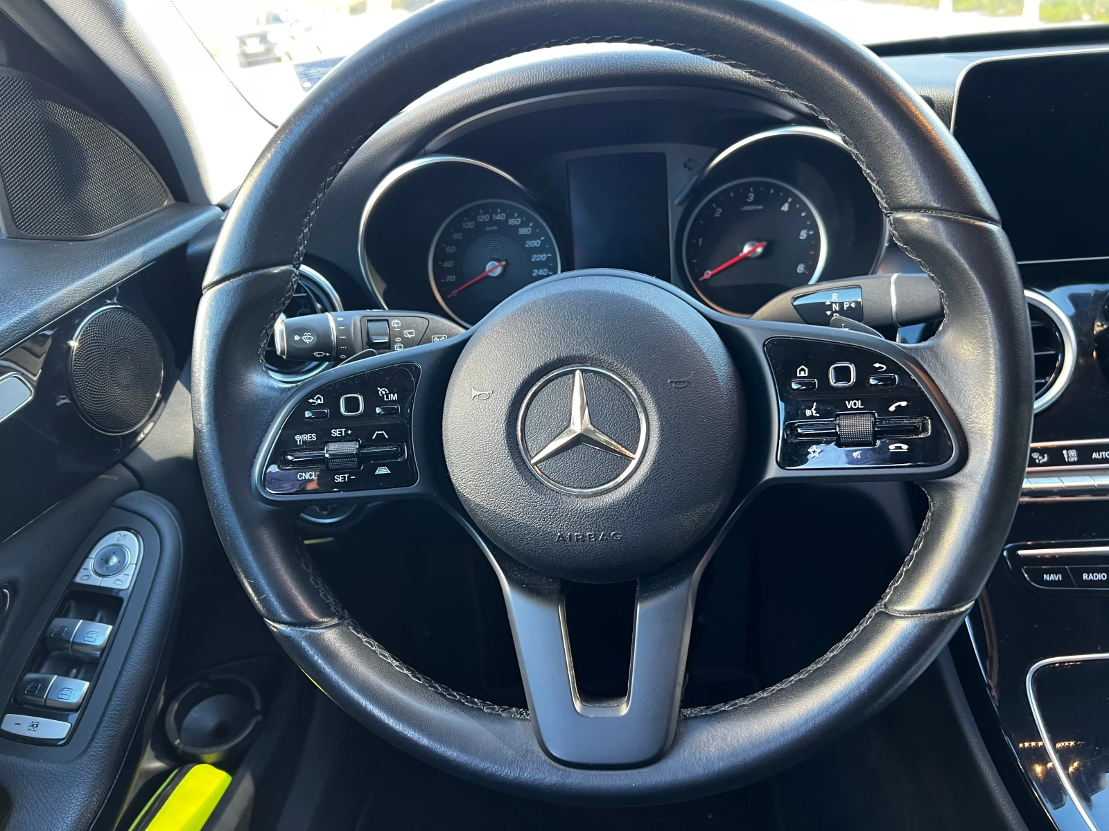 Mercedes-Benz C 220 C class 9G  - изображение 10