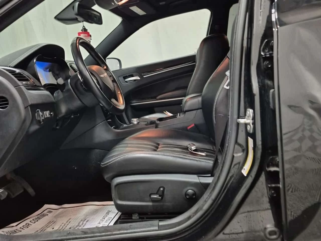 Chrysler 300c S * CARFAX * ПАНОРАМА * ПОДГРЕВИ* ПАМЕТ*  - изображение 8