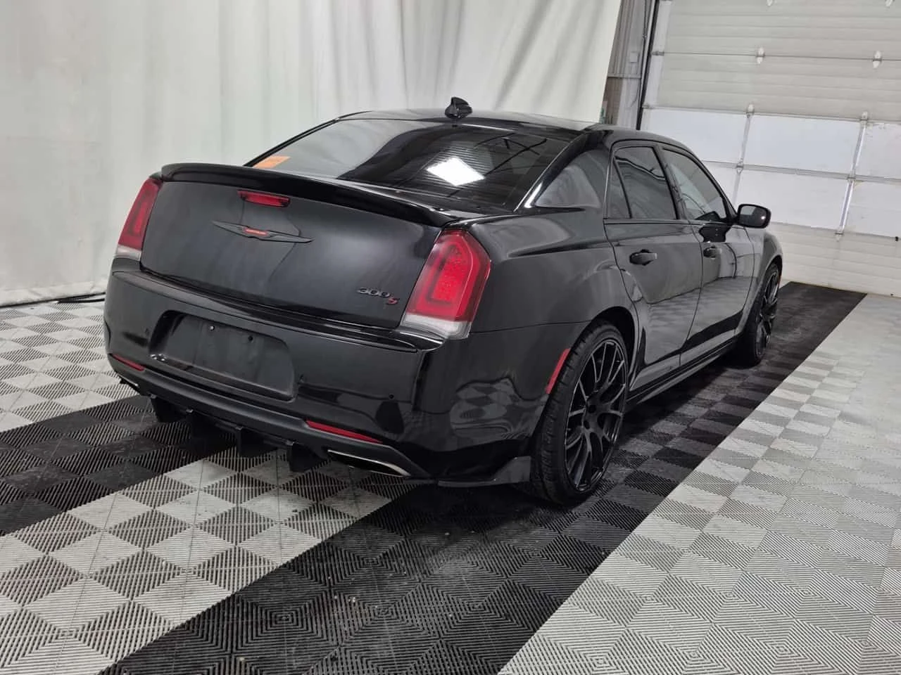 Chrysler 300c S * CARFAX * ПАНОРАМА * ПОДГРЕВИ* ПАМЕТ*  - изображение 3