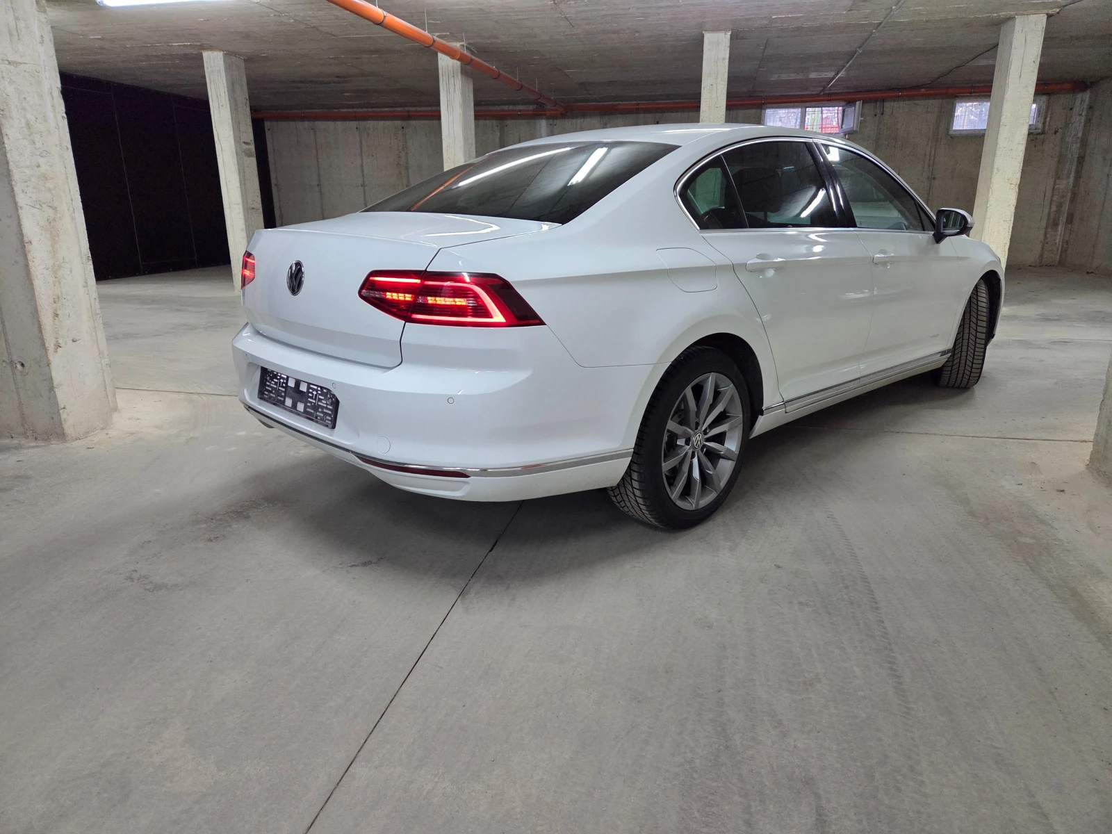 VW Passat Highline, снимка 5 - Автомобили и джипове - 53846907