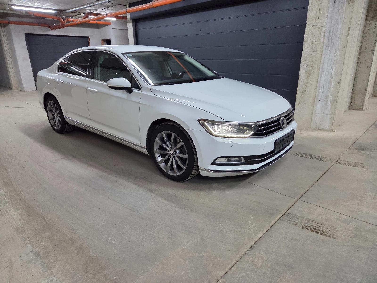 VW Passat Highline, снимка 8 - Автомобили и джипове - 53846907