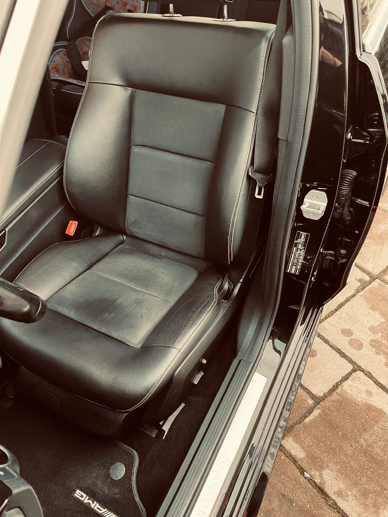 Mercedes-Benz E 350 AMG Line Avantgarde, снимка 12 - Автомобили и джипове - 53963232