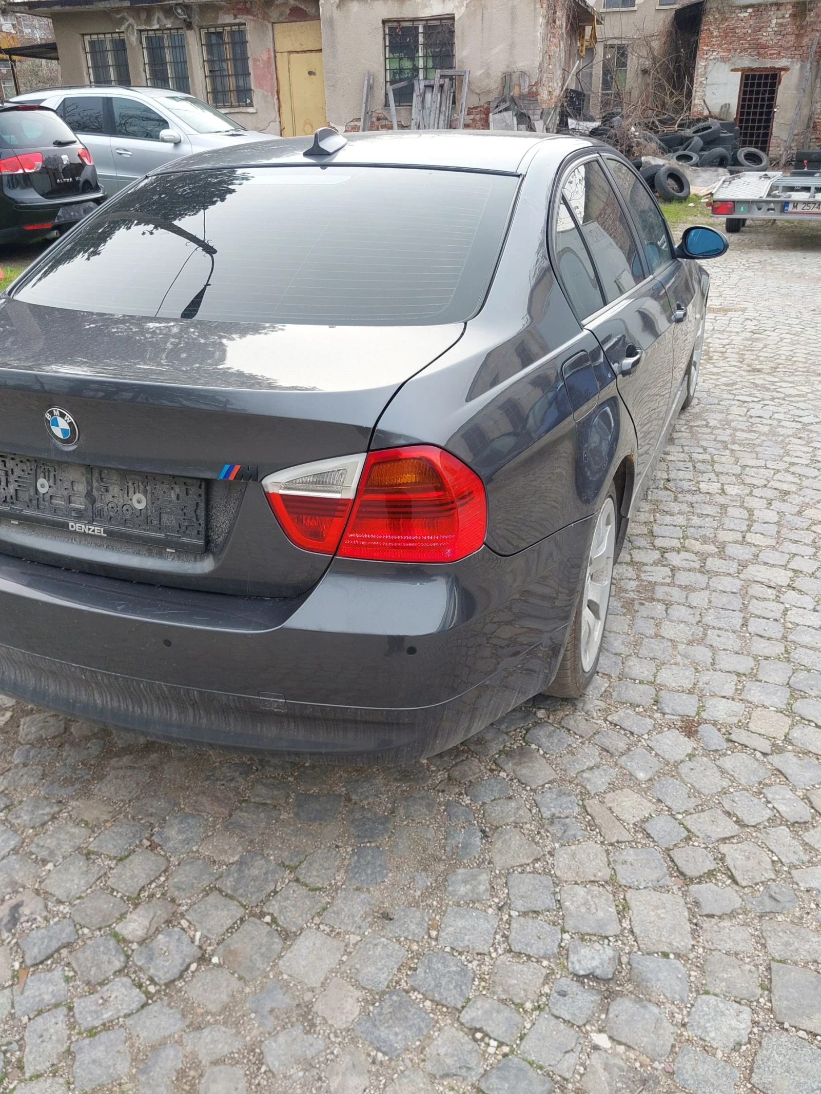 BMW 320, снимка 4 - Автомобили и джипове - 54032803