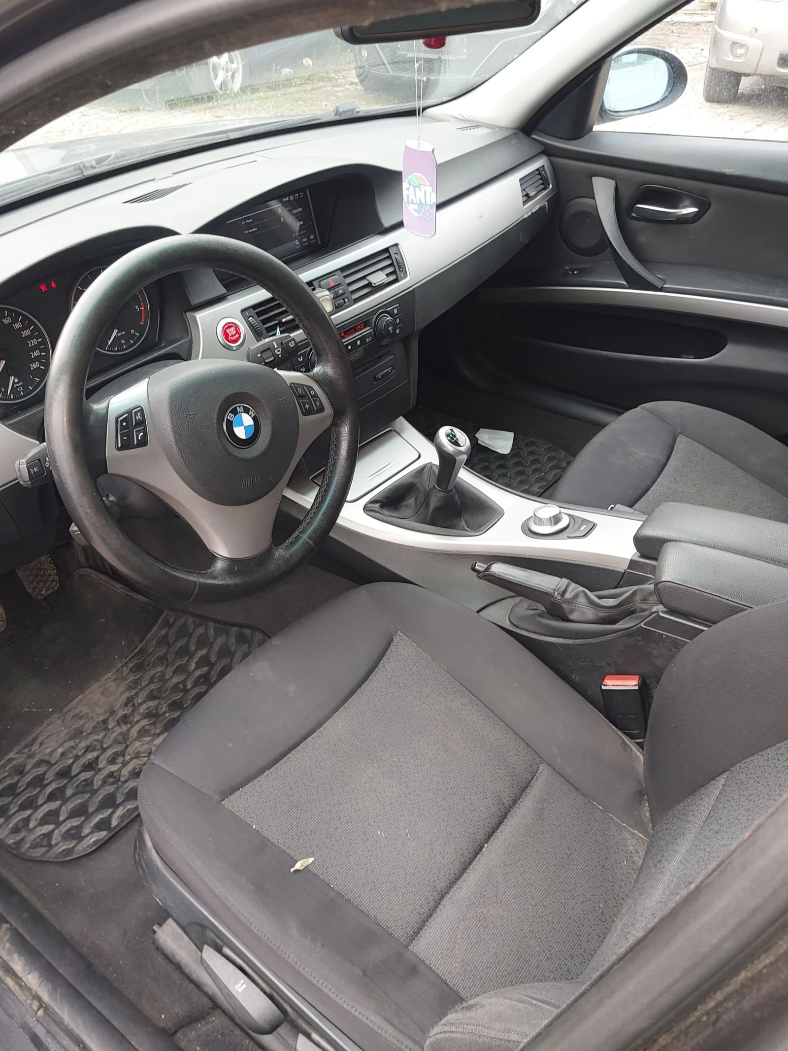 BMW 320, снимка 6 - Автомобили и джипове - 54032803