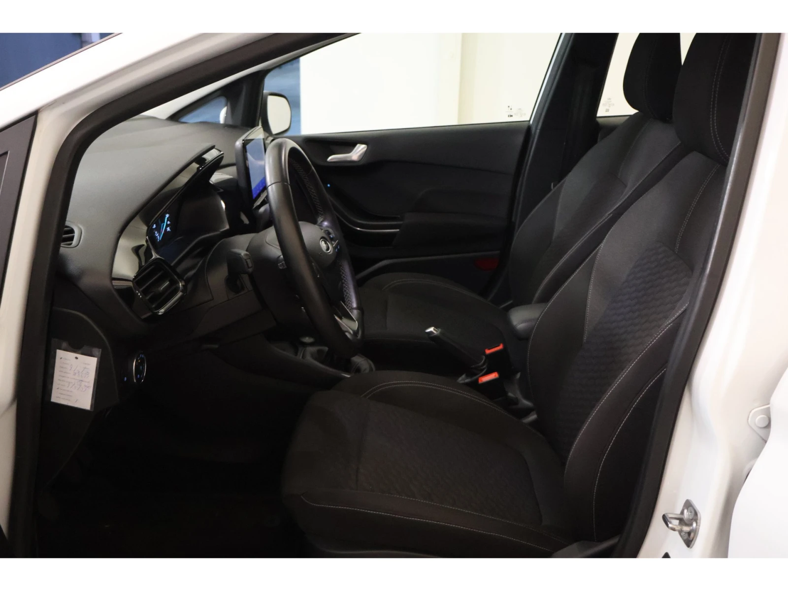 Ford Fiesta EcoBoost Titanium, снимка 8 - Автомобили и джипове - 54037673