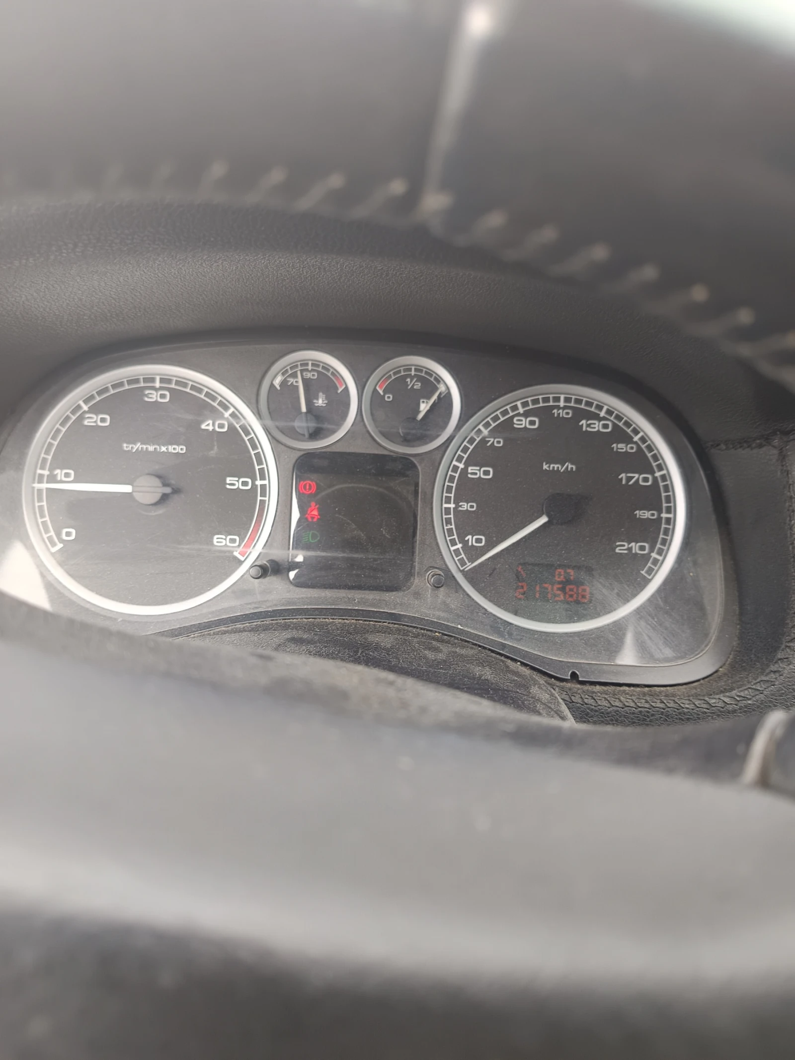 Peugeot 307, снимка 5 - Автомобили и джипове - 54098914