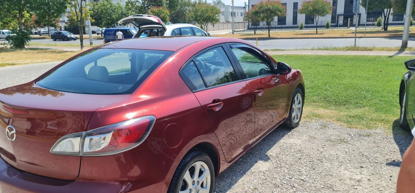 Mazda 3, снимка 15 - Автомобили и джипове - 54332979