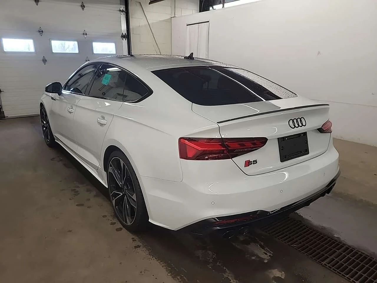 Audi S5 PROGRESSIV| МАСАЖИ| 360| PANO| 2 КЛЮЧА, снимка 4 - Автомобили и джипове - 54466658