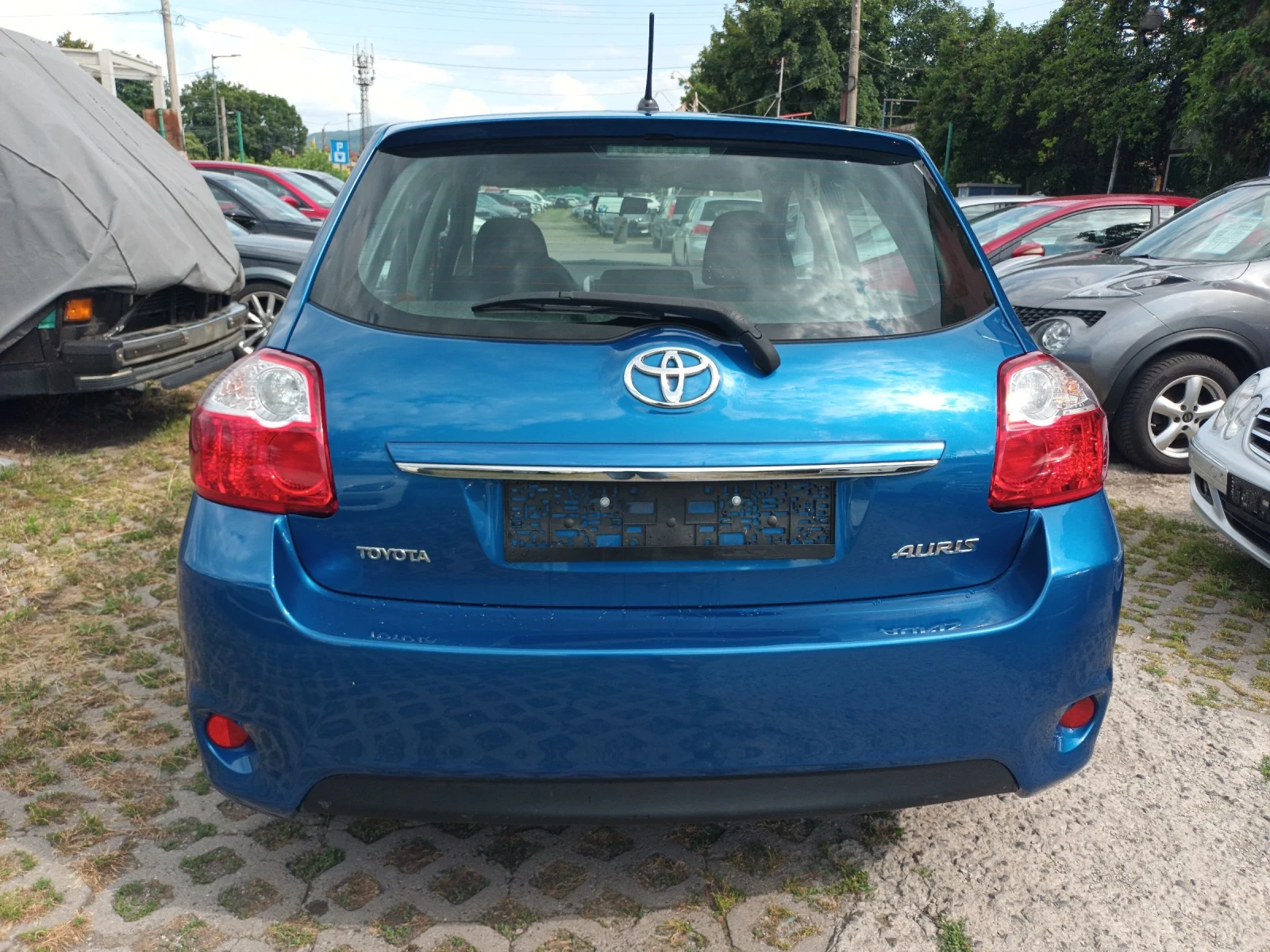 Toyota Auris 1.6i бензин, 132к.с., снимка 4 - Автомобили и джипове - 55177017