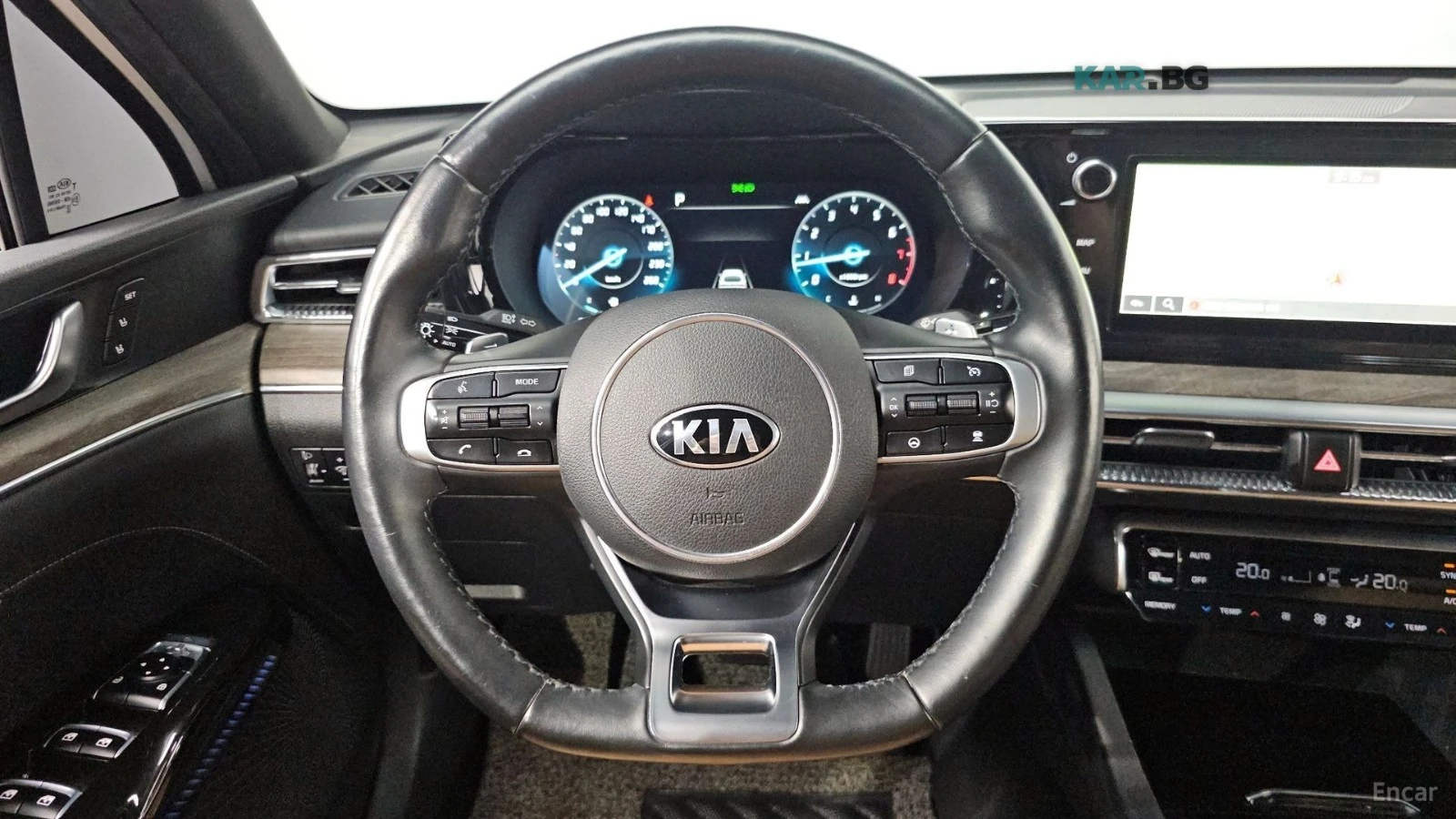 Kia K5 * 1.6T* SIGNATURE* КОЖА* ПОДГРЕВ* ОБДУХВАНЕ* КАМЕР, снимка 13 - Автомобили и джипове - 55263886