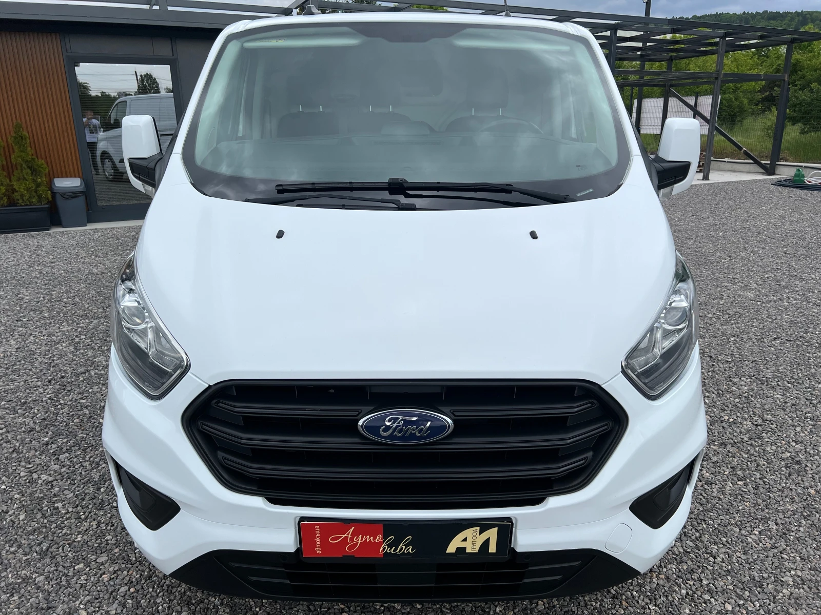 Ford Transit Custom 2.0TDCi ДВЕ СТРАНИЧНИ ВРАТИ/Серв. история/175502км, снимка 8 - Автомобили и джипове - 55809122