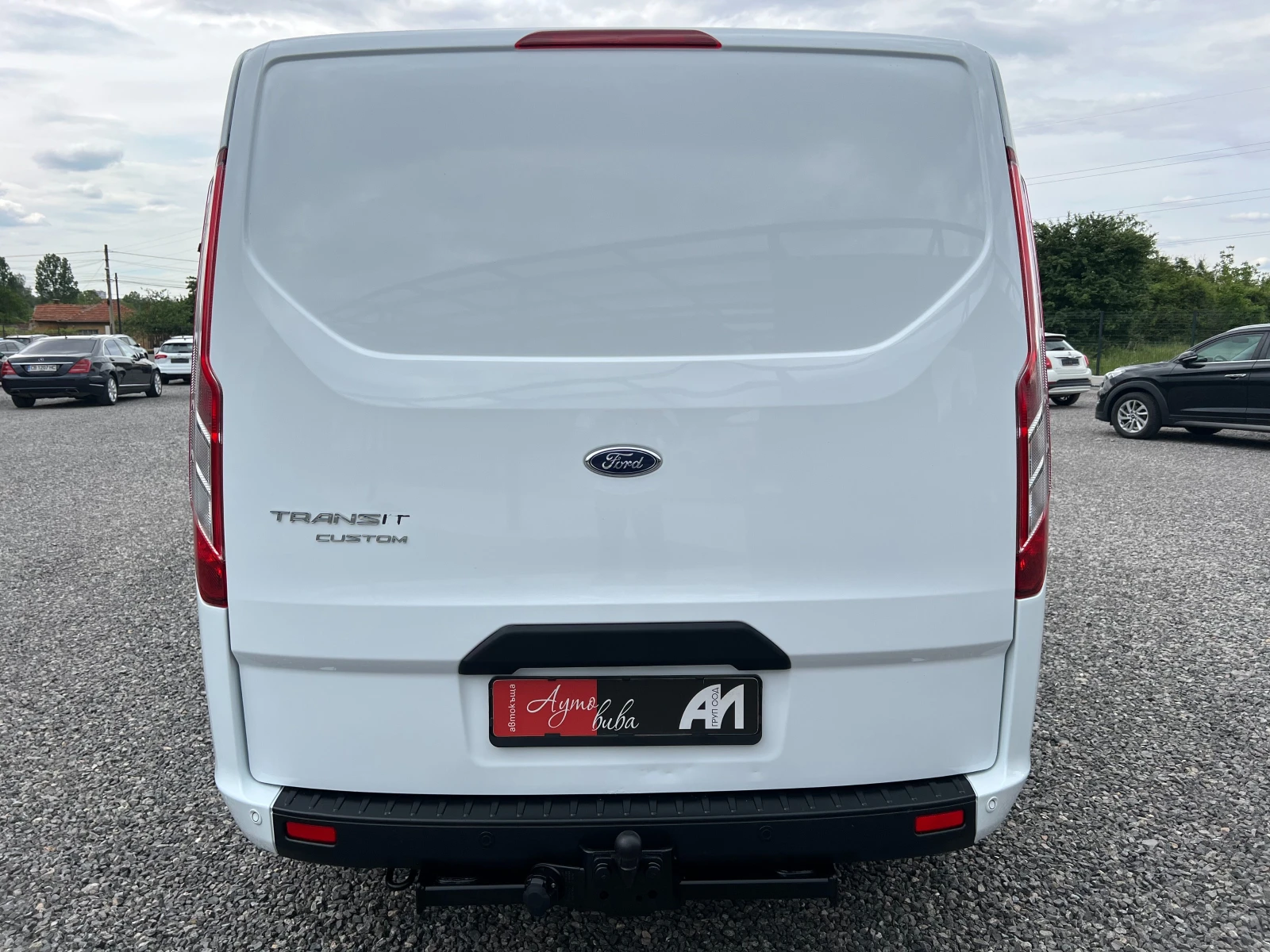 Ford Transit Custom 2.0TDCi ДВЕ СТРАНИЧНИ ВРАТИ/Серв. история/175502км, снимка 4 - Автомобили и джипове - 55809122