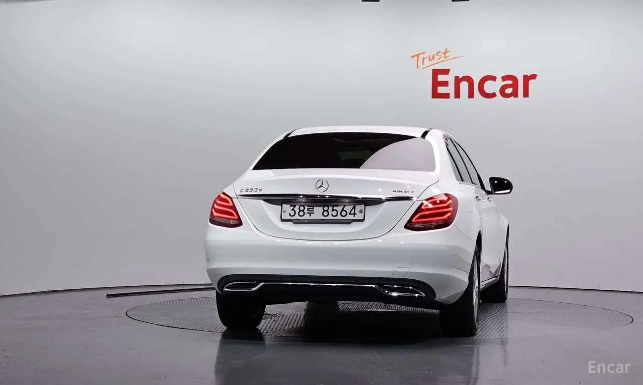 Mercedes-Benz C 220 * C220 d 4MATIC * ЦЕНА ДО БГ, снимка 4 - Автомобили и джипове - 56074137