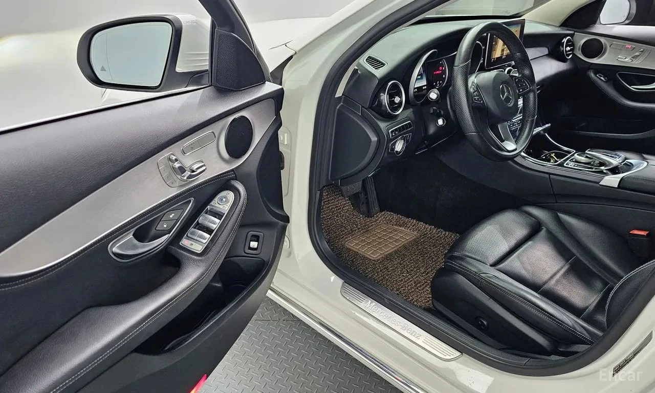 Mercedes-Benz C 220 * C220 d 4MATIC * ЦЕНА ДО БГ, снимка 10 - Автомобили и джипове - 56074137