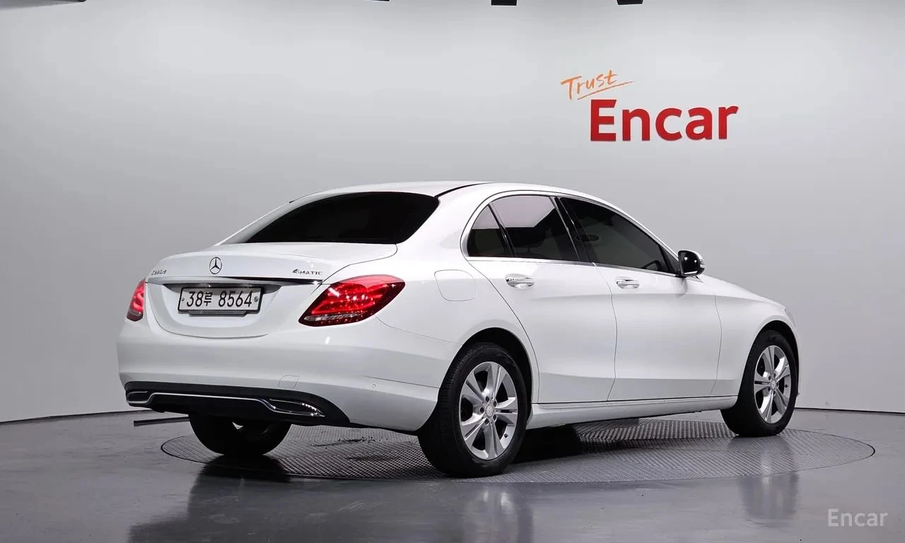 Mercedes-Benz C 220 * C220 d 4MATIC * ЦЕНА ДО БГ, снимка 2 - Автомобили и джипове - 56074137