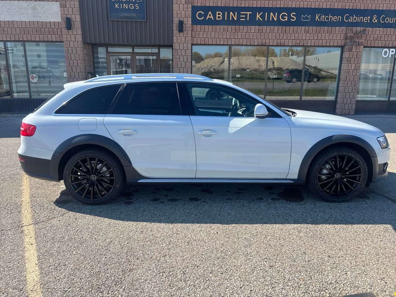 Audi A4 Allroad * Progressiv * CARFAX * ПАНОРАМА * ПОДГРЕВ * , снимка 4 - Автомобили и джипове - 56622432