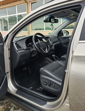 Hyundai Tucson 2.0 CRDI 4WD 185 к.с. Vertex Keyless Панорама - 31500 лв. - 88522962 7