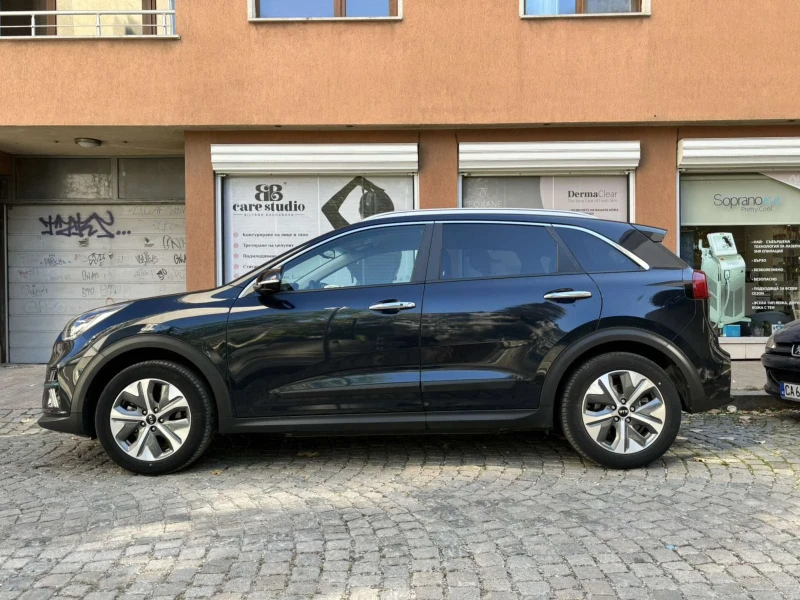 Kia Niro ВНОС ГЕРМАНИЯ/SOH99%, снимка 6 - Автомобили и джипове - 47950229