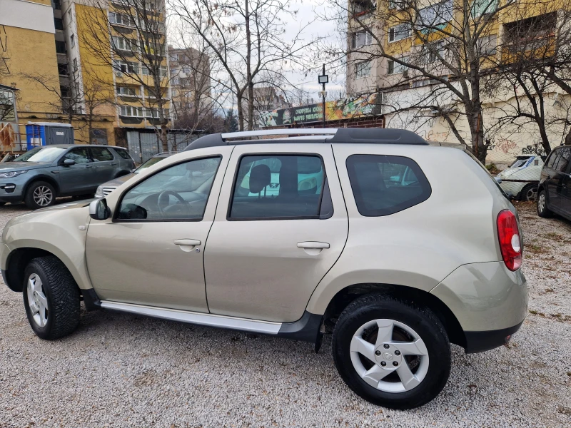 Dacia Duster 1.5DCI/4x4, снимка 8 - Автомобили и джипове - 48307146